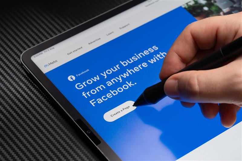 Lanello|Facebook Ads Service